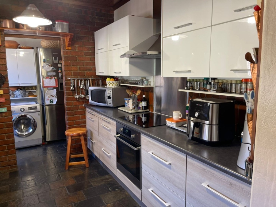 3 Bedroom Property for Sale in Erica Township Western Cape